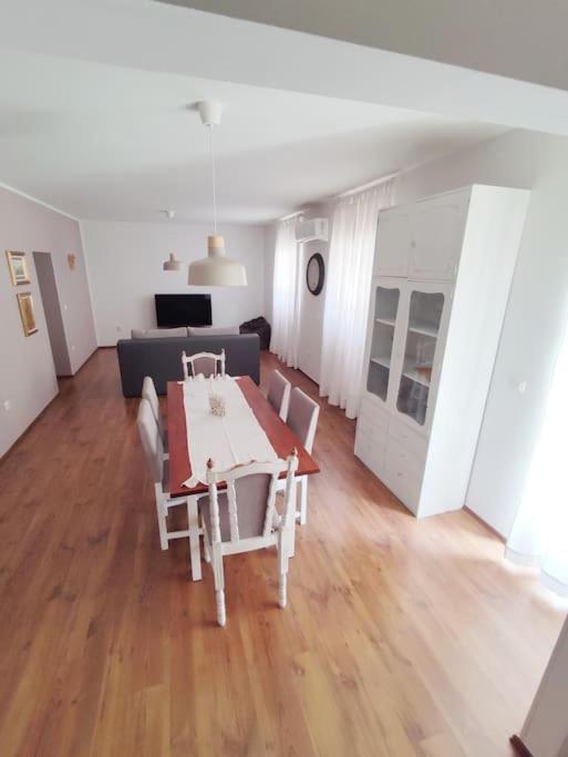 Family Heritage Apartment Split Bagian luar foto